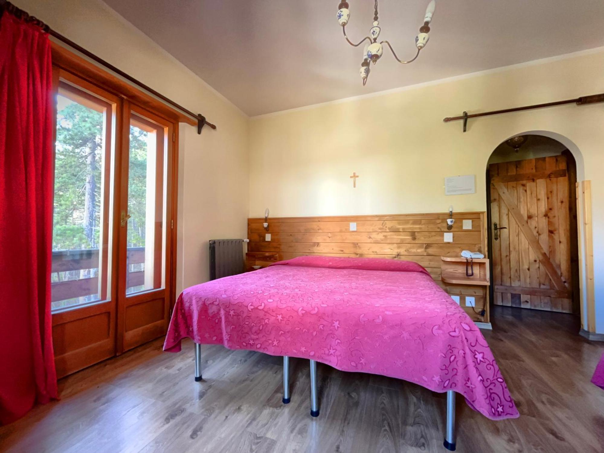 Hotel Garni Mille Pini Scanno Bagian luar foto