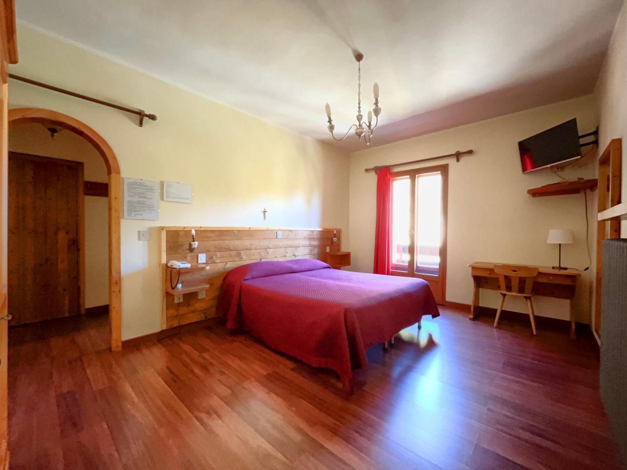 Hotel Garni Mille Pini Scanno Bagian luar foto