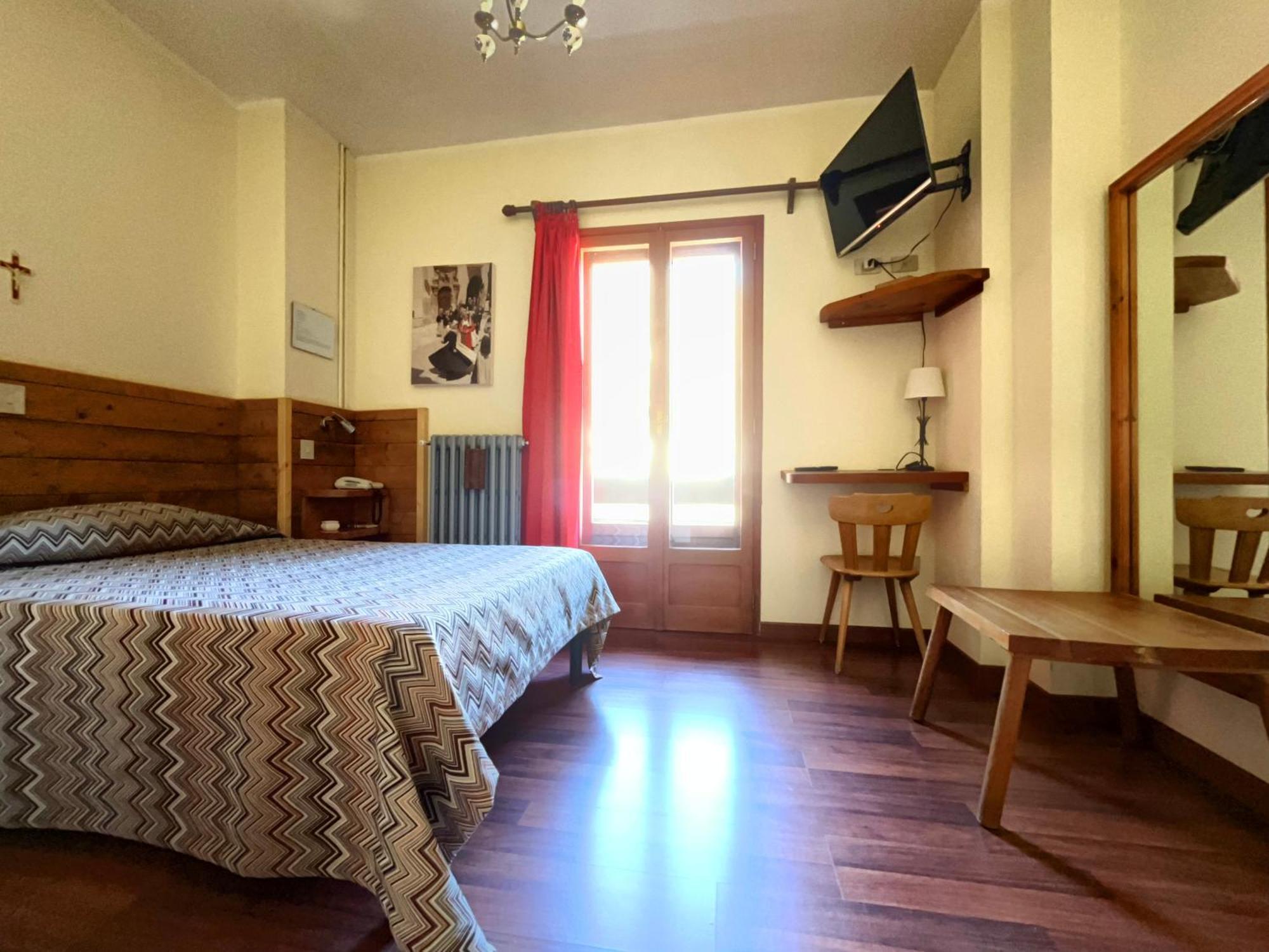 Hotel Garni Mille Pini Scanno Bagian luar foto