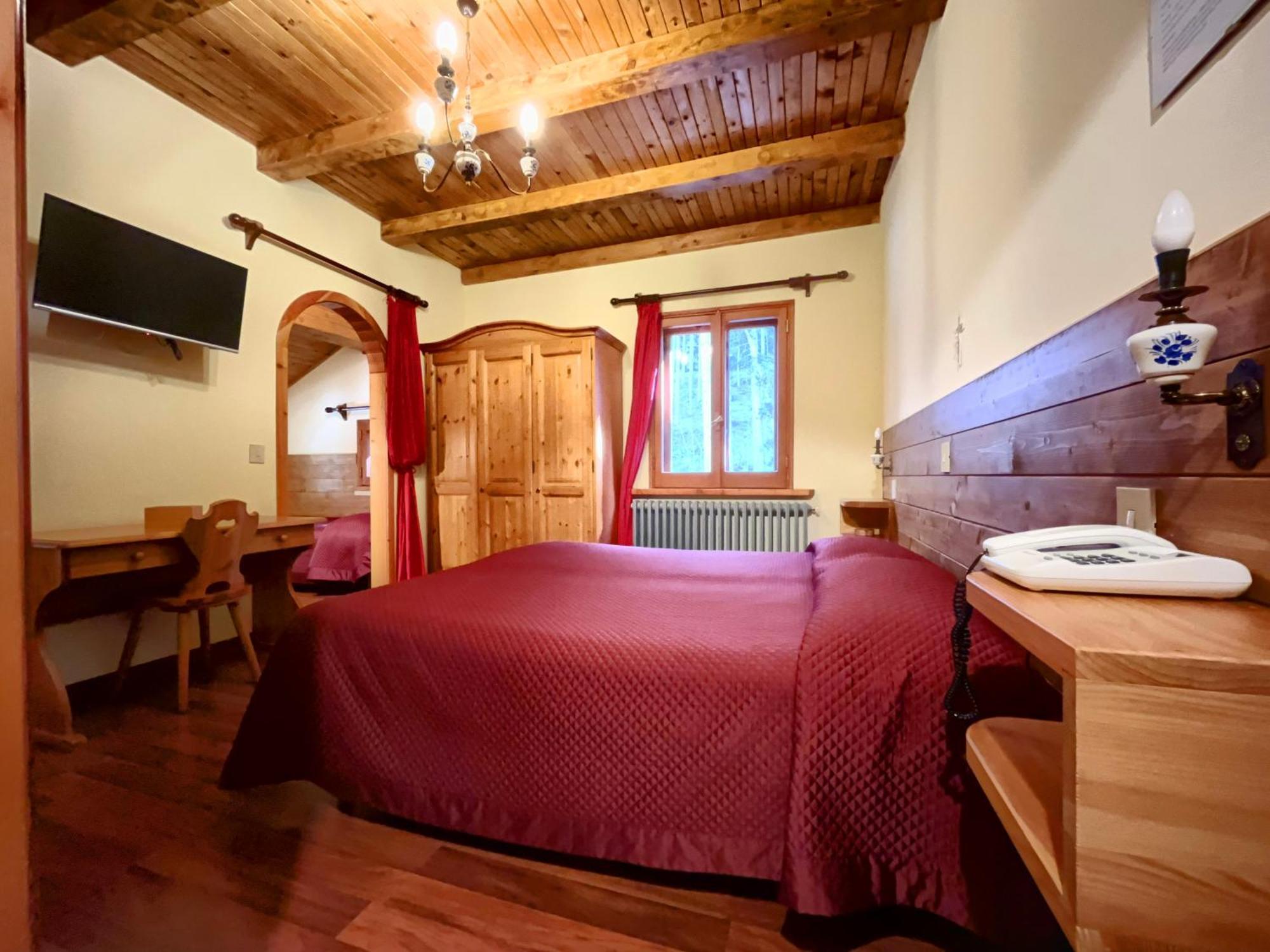 Hotel Garni Mille Pini Scanno Bagian luar foto
