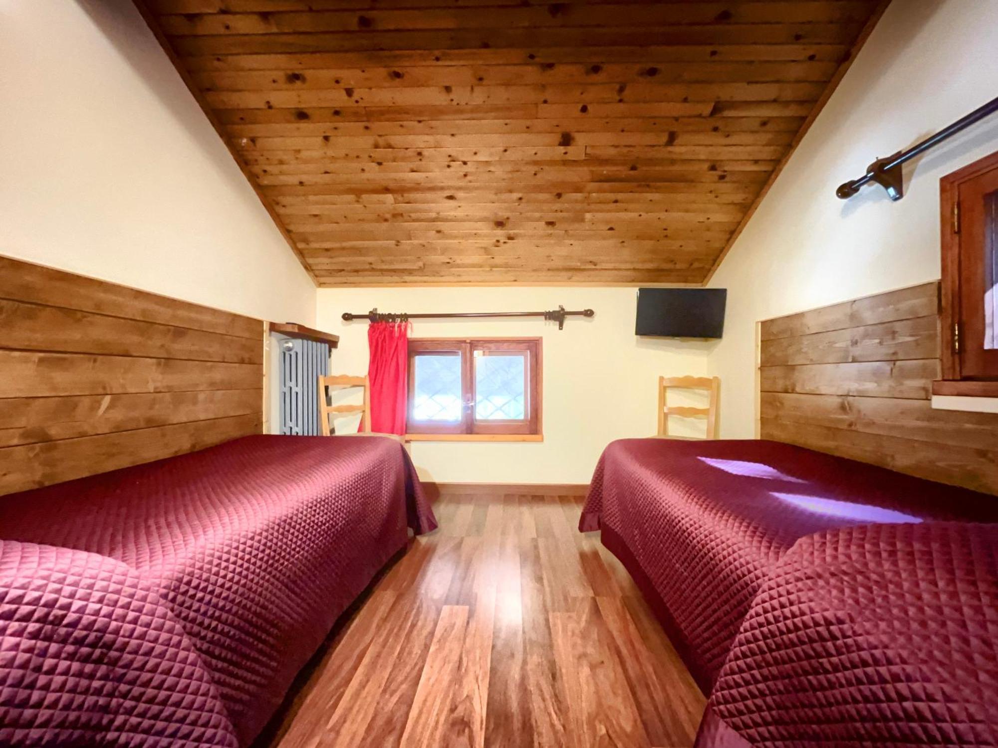 Hotel Garni Mille Pini Scanno Bagian luar foto
