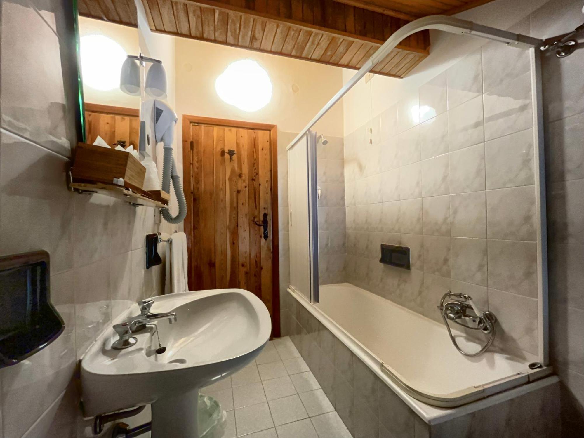 Hotel Garni Mille Pini Scanno Bagian luar foto